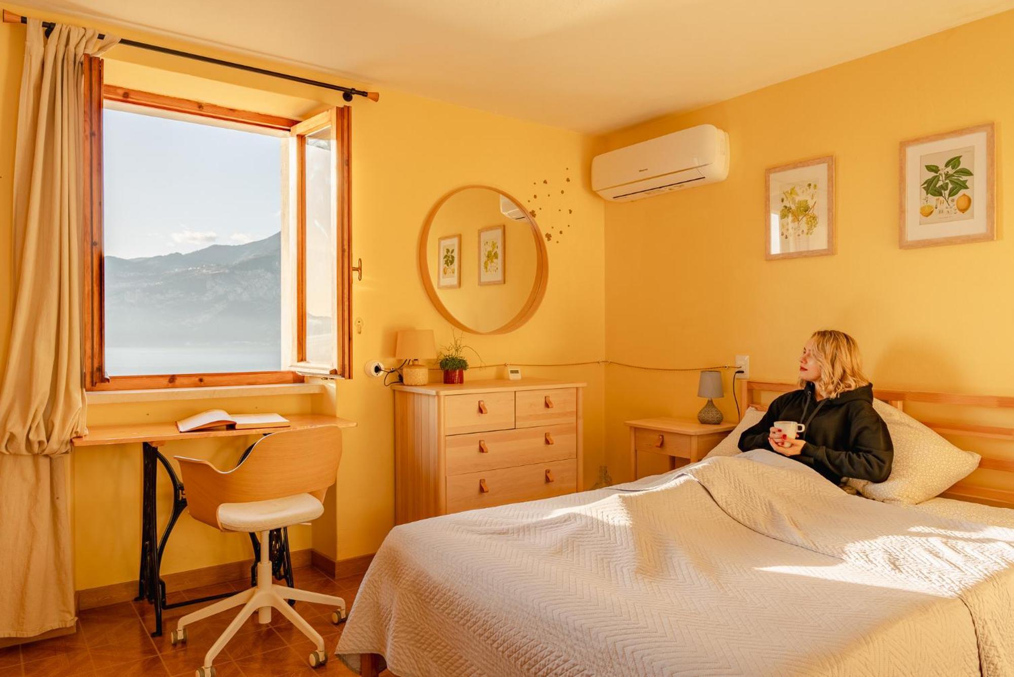 Garda Doma Bed & Breakfast เบรนโซเน ซูล การ์ดา ภายนอก รูปภาพ